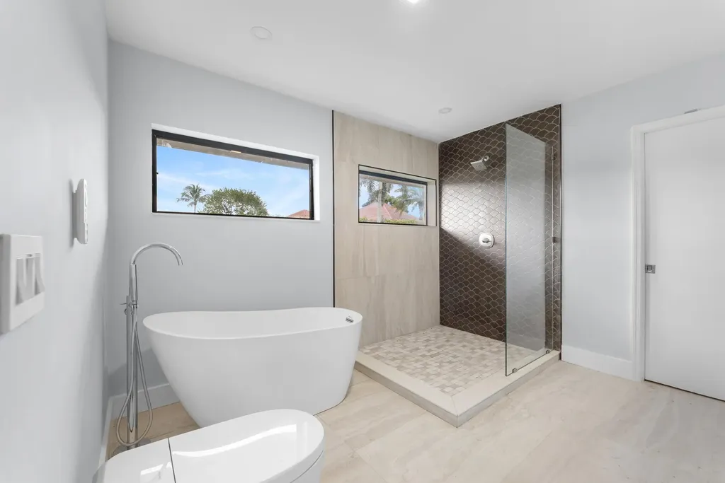 4120 NW 99th Avenue Coral Springs FL 33065