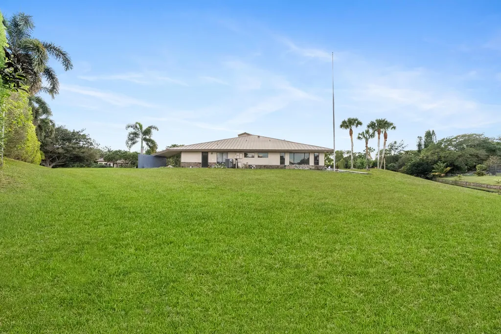 4120 NW 99th Avenue Coral Springs FL 33065