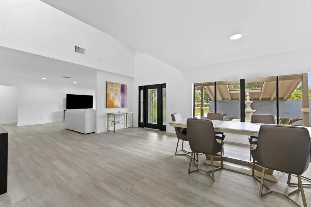 4120 NW 99th Avenue Coral Springs FL 33065