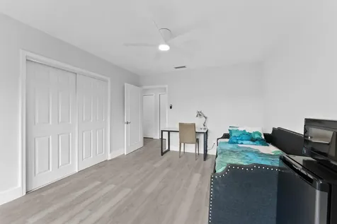 4120 NW 99th Avenue Coral Springs FL 33065