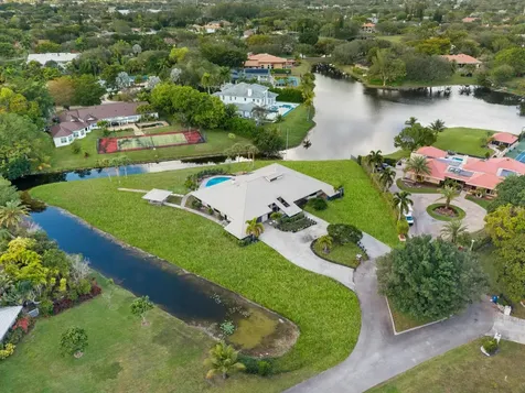 4120 NW 99th Avenue Coral Springs FL 33065