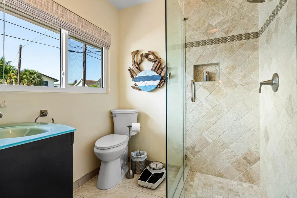 865 NE 5th Street Deerfield Beach FL 33441