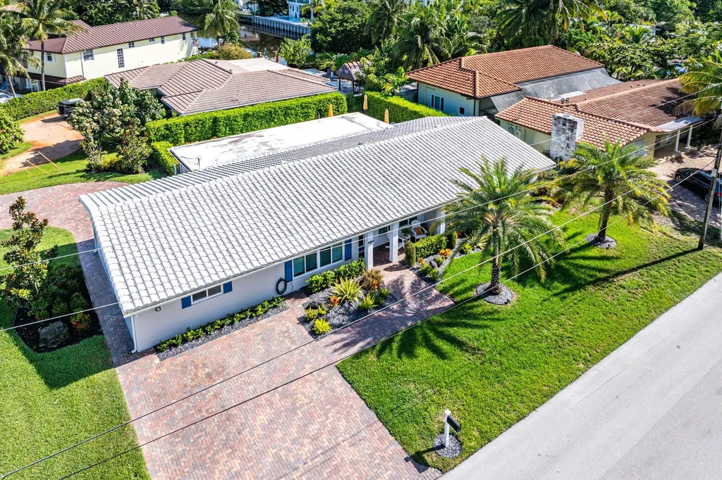 865 NE 5th Street Deerfield Beach FL 33441