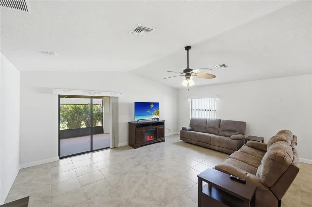 44 Grande Vista Way Port St Lucie FL 34952