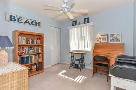 305 Knotty Pine Circle Greenacres FL 33463