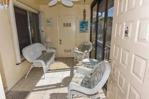 305 Knotty Pine Circle Greenacres FL 33463