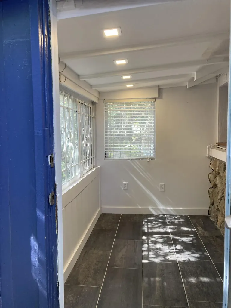 824 35th Street West Palm Beach FL 33407