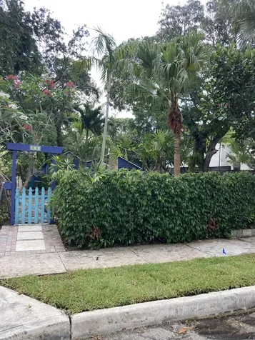 824 35th Street West Palm Beach FL 33407