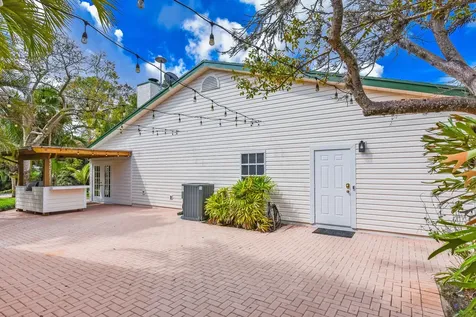 16244 E Downers Drive Loxahatchee FL 33470