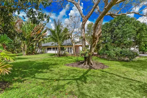 16244 E Downers Drive Loxahatchee FL 33470