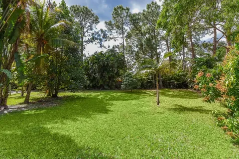 16244 E Downers Drive Loxahatchee FL 33470