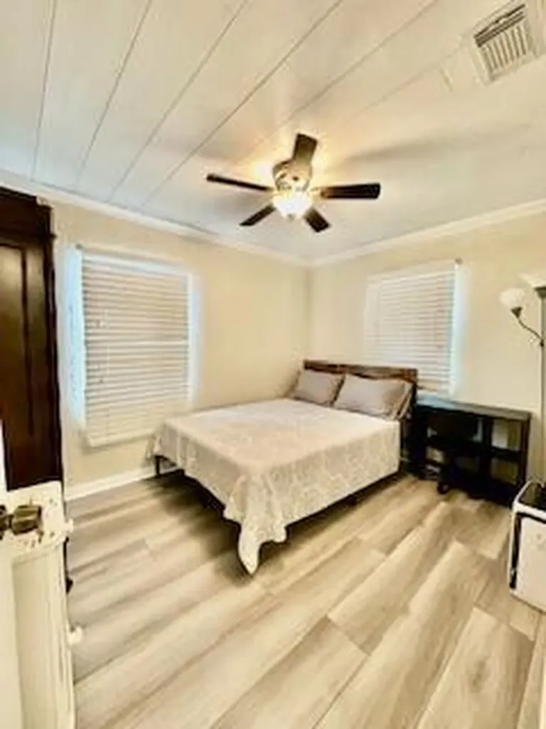 304 SE 3rd Avenue Delray Beach FL 33483