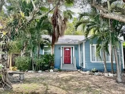 304 SE 3rd Avenue Delray Beach FL 33483