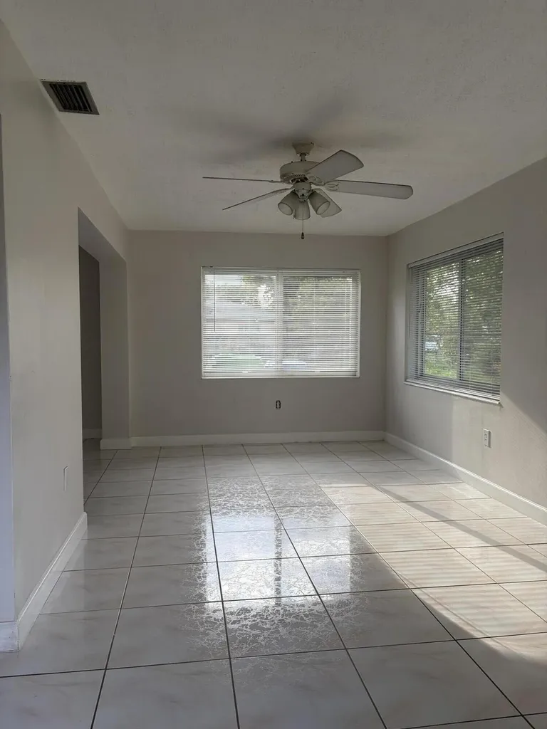 6691 NW 30th Street Sunrise FL 33313