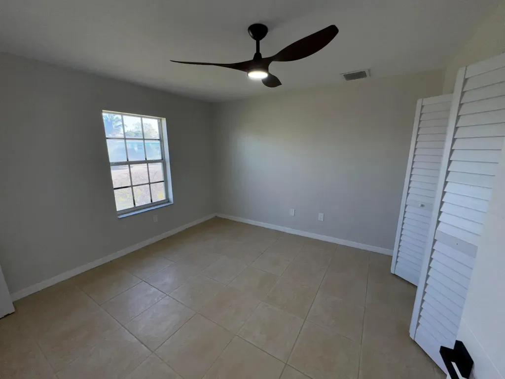 618 NE 1st Street Boynton Beach FL 33435