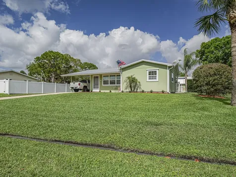573 Autumn Terrace Sebastian FL 32958