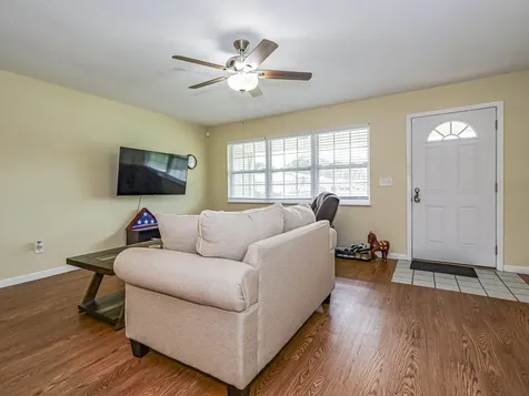 573 Autumn Terrace Sebastian FL 32958