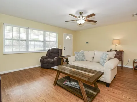 573 Autumn Terrace Sebastian FL 32958