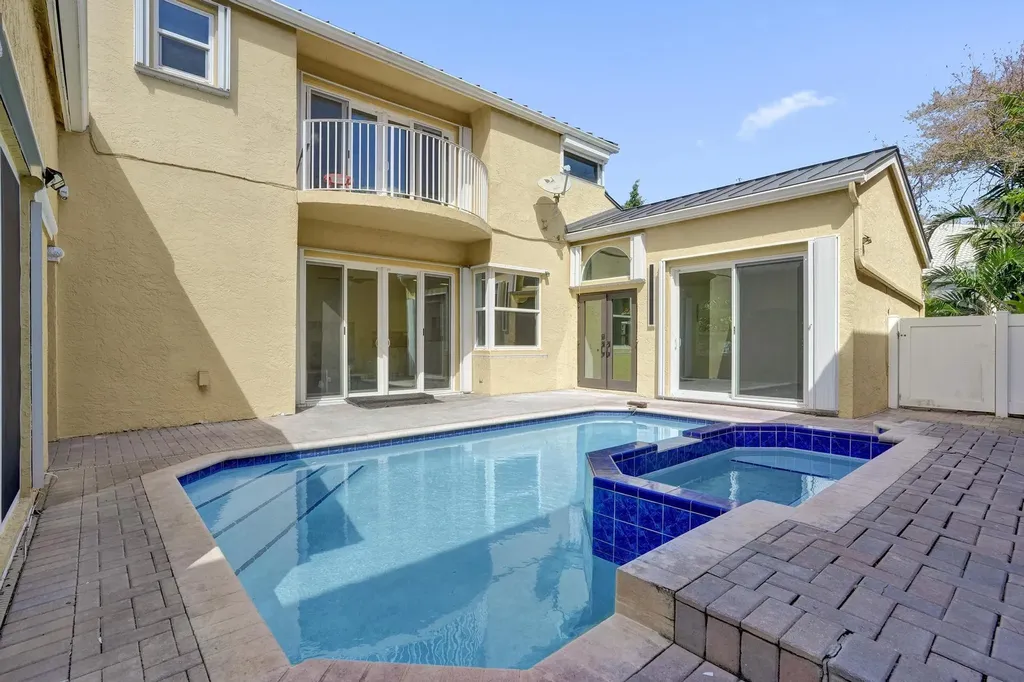5367 NW 106th Drive Coral Springs FL 33076