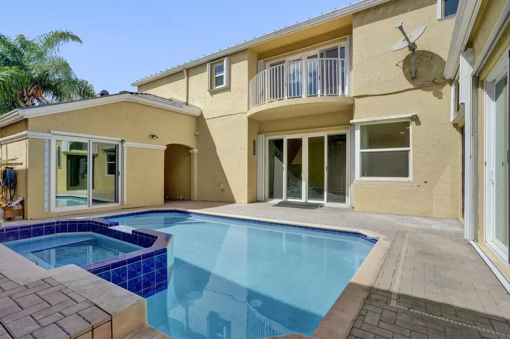 5367 NW 106th Drive Coral Springs FL 33076