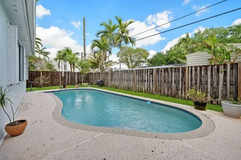 4954 SW 91st Avenue Cooper City FL 33328