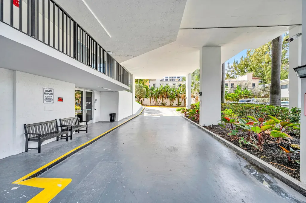 525 N Ocean Boulevard Pompano Beach FL 33062