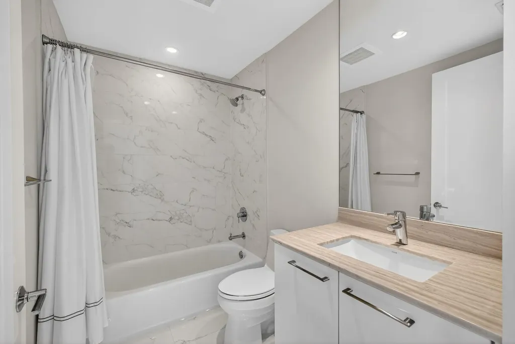 2 Water Club Way North Palm Beach FL 33408