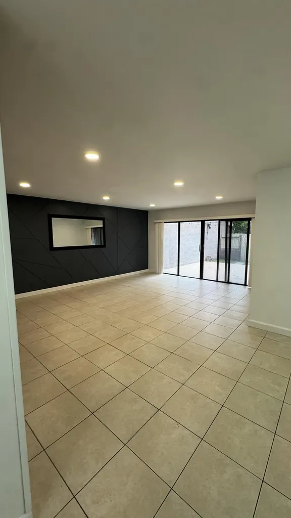 802 Saint Andrews Road Hollywood FL 33021