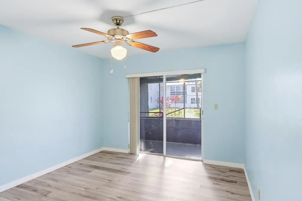 2004 Lake Osborne Drive Lake Worth Beach FL 33461