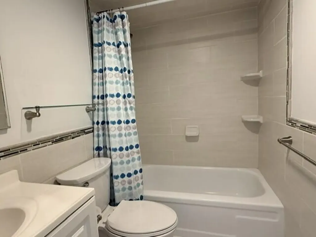 216 Berkshire K West Palm Beach FL 33417