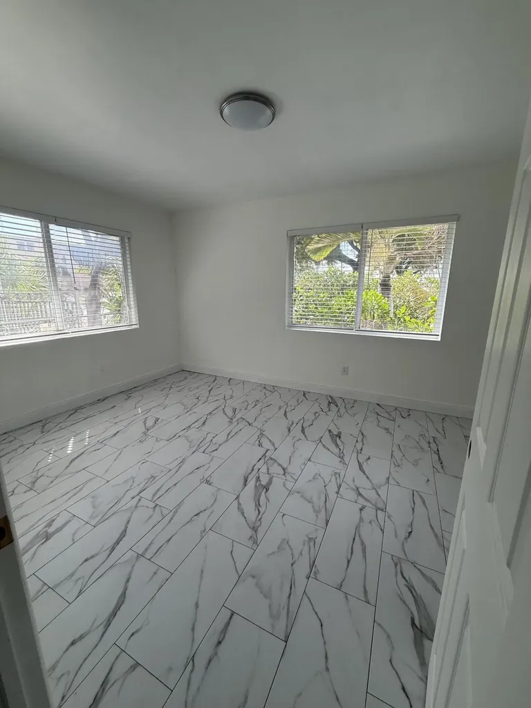 12 N B Street Lake Worth Beach FL 33460