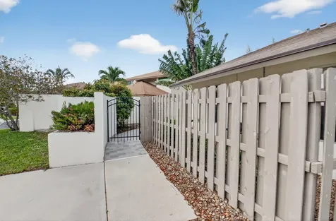 202 SW 29th Avenue Delray Beach FL 33445