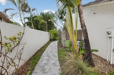 202 SW 29th Avenue Delray Beach FL 33445