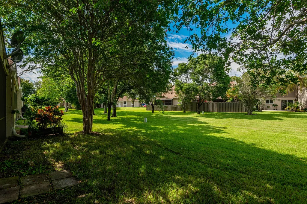 15725 Woodgate Court Sunrise FL 33326