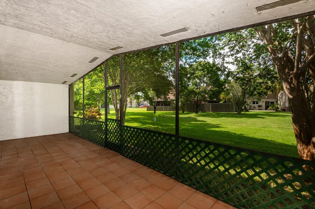15725 Woodgate Court Sunrise FL 33326