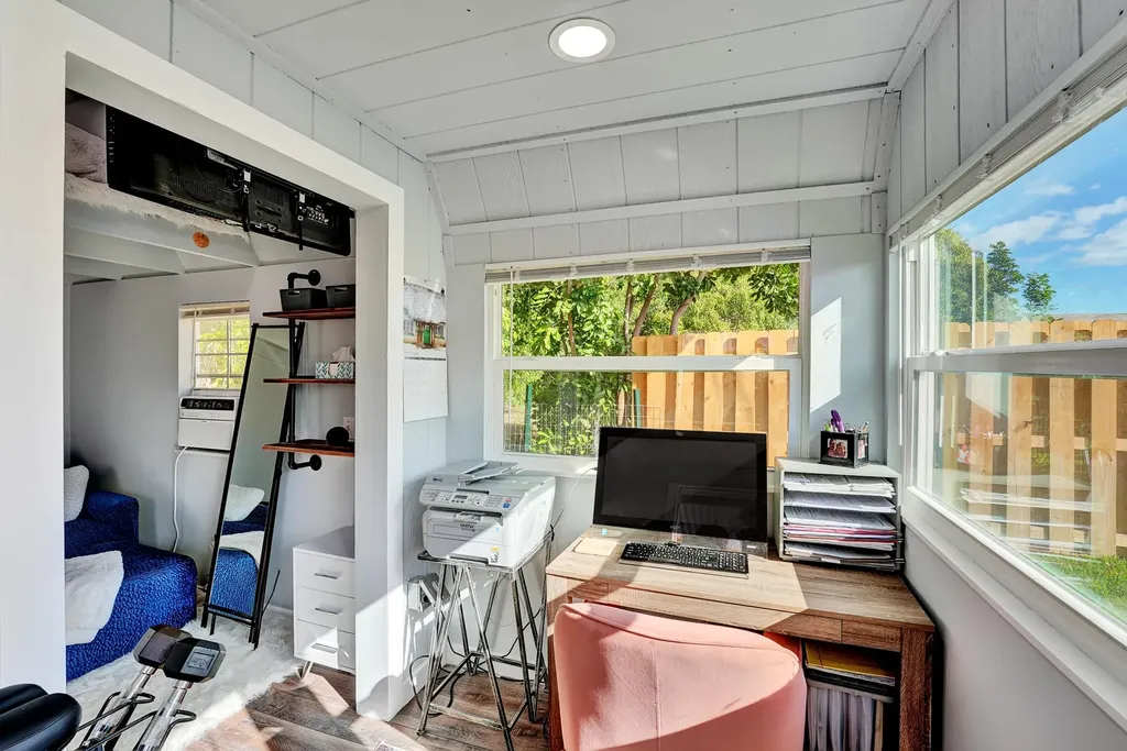 240 NW 9th Avenue Delray Beach FL 33444