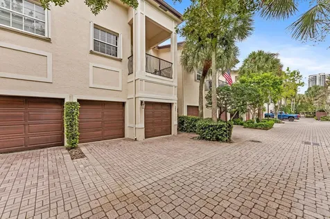 352 NE 7th Avenue Fort Lauderdale FL 33301