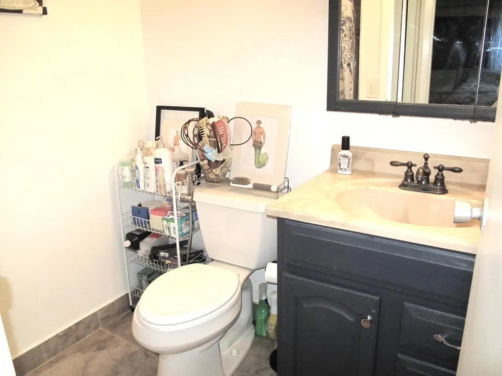376 Flanders Delray Beach FL 33484