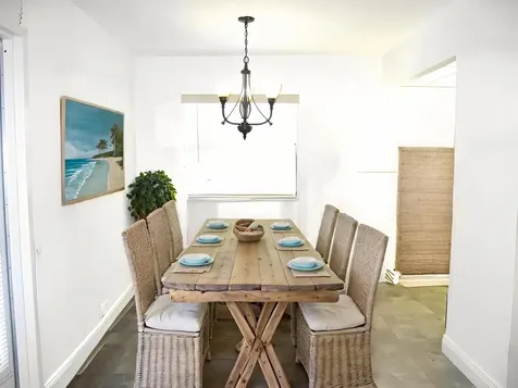 376 Flanders Delray Beach FL 33484