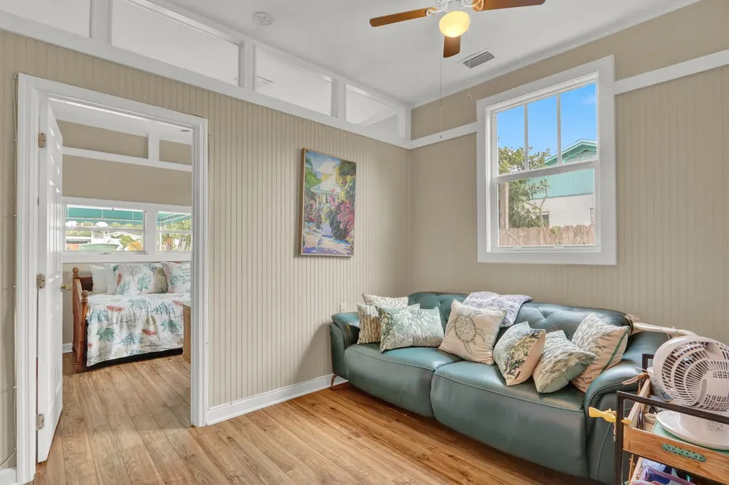 176 E 24th Street Riviera Beach FL 33404