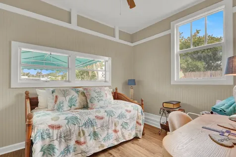 176 E 24th Street Riviera Beach FL 33404