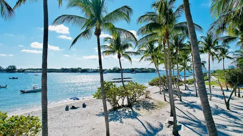 176 E 24th Street Riviera Beach FL 33404