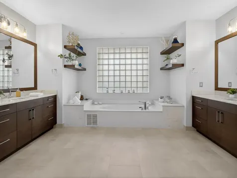 909 Stillwater Court Weston FL 33327