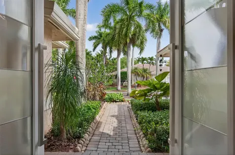 909 Stillwater Court Weston FL 33327