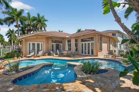 909 Stillwater Court Weston FL 33327