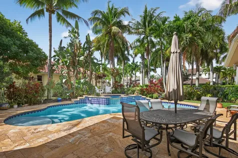 909 Stillwater Court Weston FL 33327