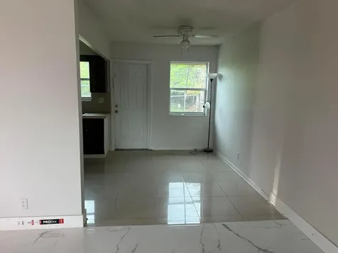 6019 Hayes Street Hollywood FL 33024