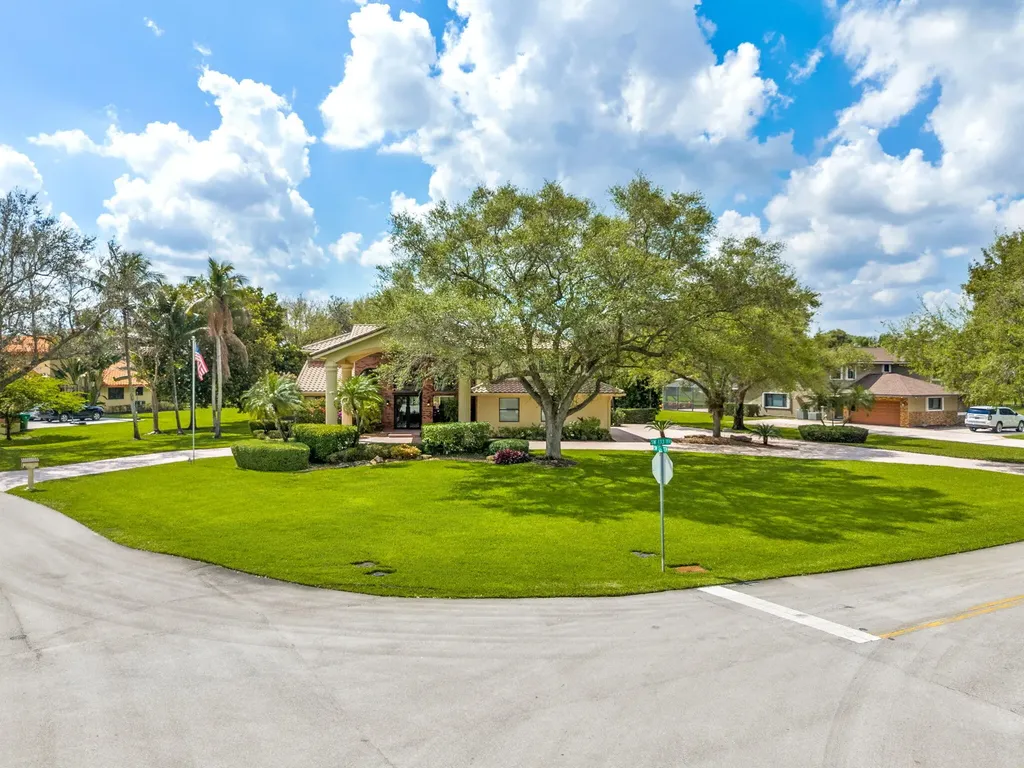 3201 SW 134th Terrace Davie FL 33330