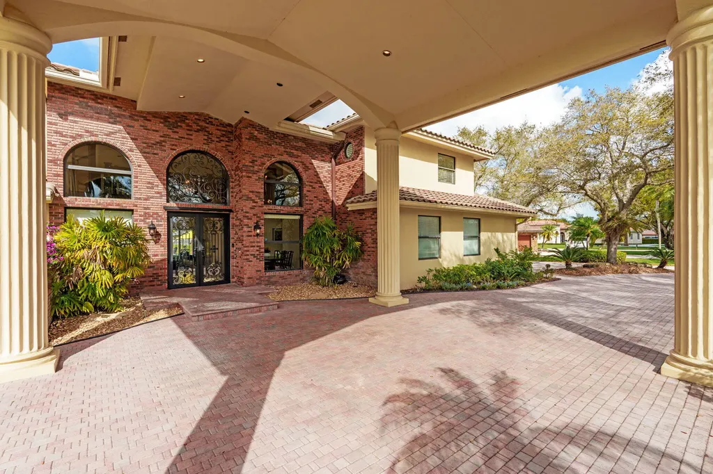 3201 SW 134th Terrace Davie FL 33330