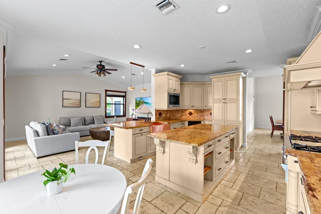 3201 SW 134th Terrace Davie FL 33330